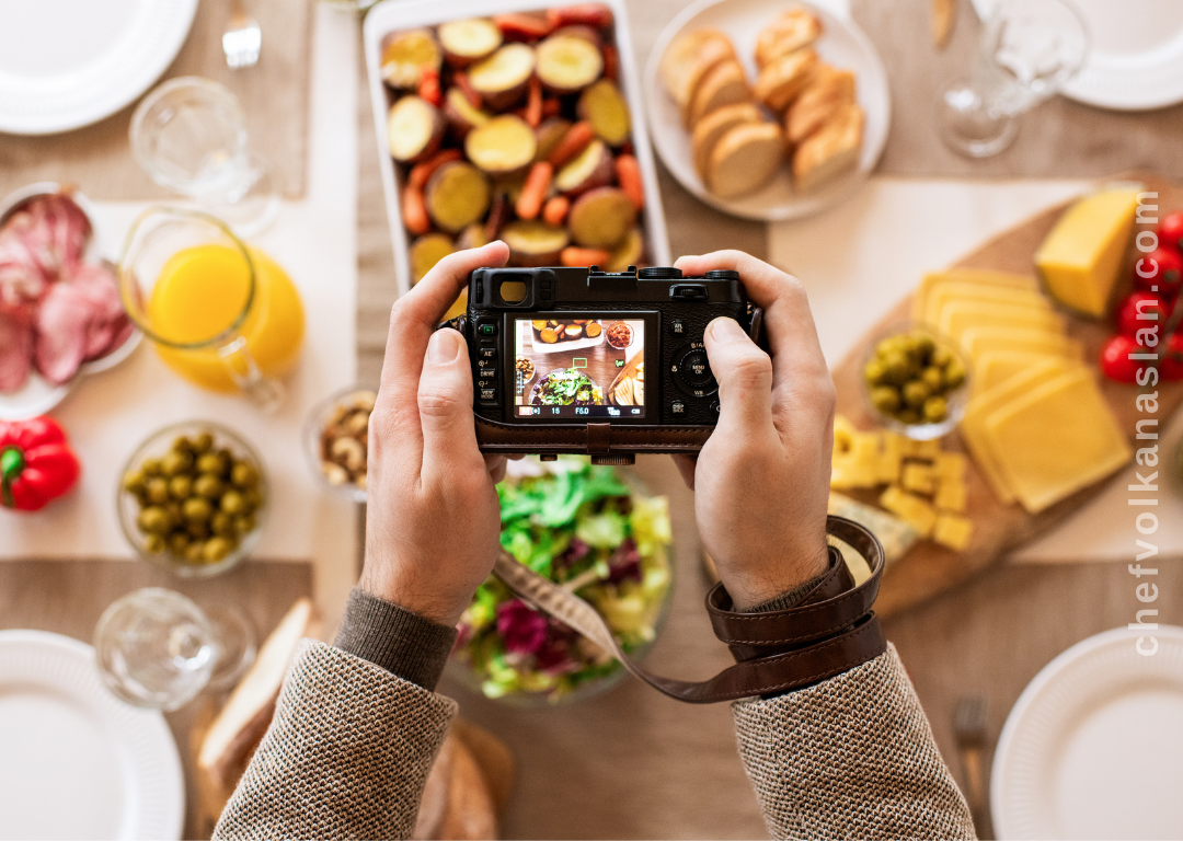 Social media and food photography